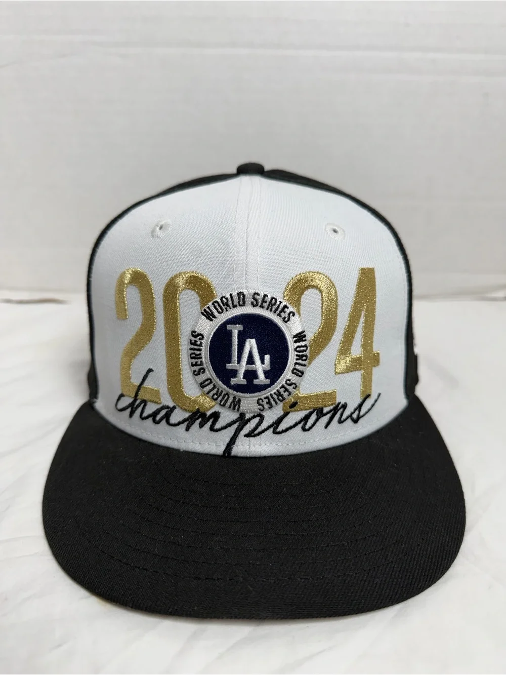 New Era Los Angeles Dodgers 2024 Champions White Black Gold Snapback Hat